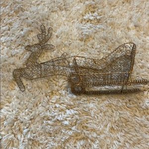 Holiday decoration reign deer pulling a sleigh